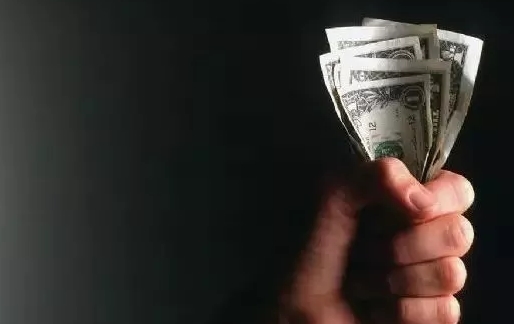 听说靠“卖”的项目很暴利,都是怎么玩的?
